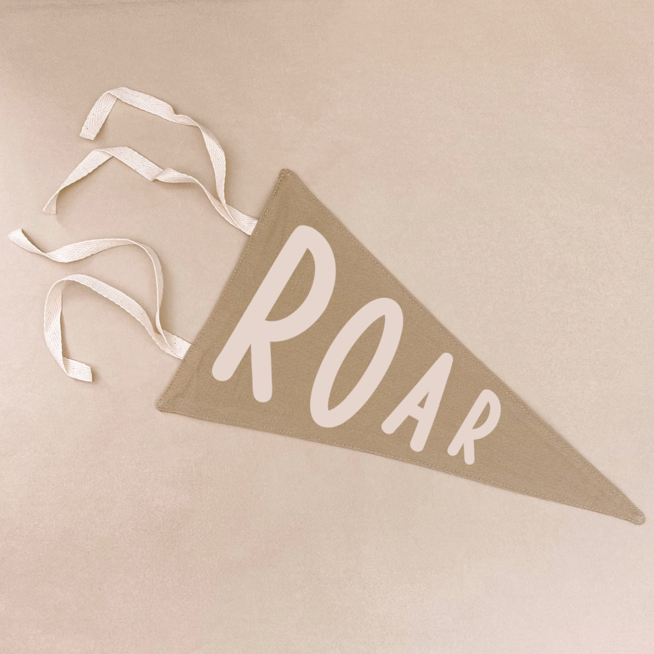 Dinosaur pennant flag. Boys Dino pennant flag. Boys dinosaur wall decor. Boys Dino bedroom. Roar pennant flag. Boys roar wall flag. Boys roar wall banner. Dinosaur pennant flag. Wild bedroom decor. Jungle boys bedroom. Safari boys wall decor. Dino wall decor.