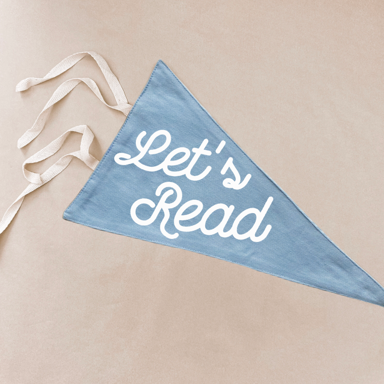 read pennant flag. lets read boys bedroom styling. lets read boys bedroom wall decor. read boys bedroom wall banner. read boys wall flag banner. Boys read bedroom inspo. boys bedroom decor ideas. boys nursery bedroom decor. read flag. lets read boys nursery room inspo. read pennant flag.