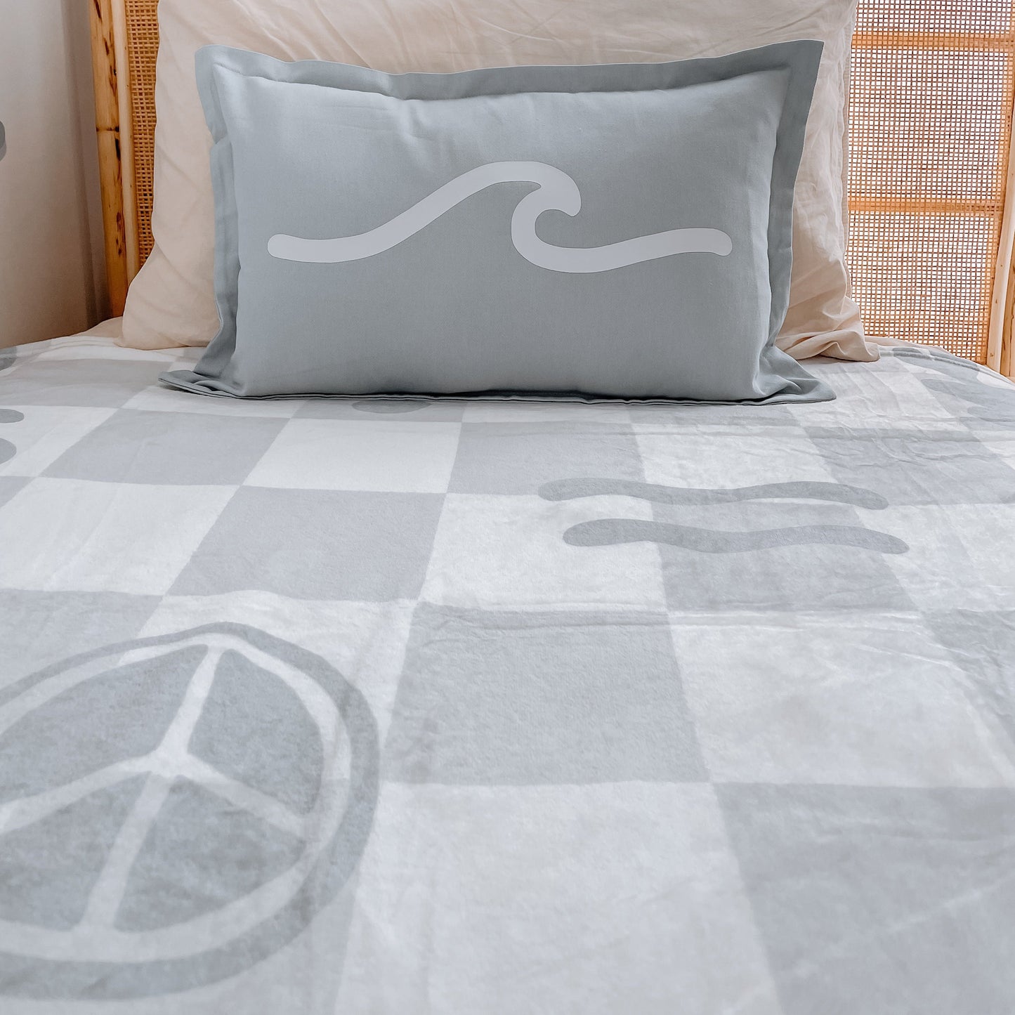 Boys blue coastal plush blanket. High tide boys bedding. Boys coastal bedroom styling. Boys beach bedroom decor. Boys surf bedroom blanket. Boys coastal throw blanket. Boys beach bedroom inspo. Boys surf bedroom decor ideas. 7 year old bedroom ideas. 10 year old bedroom ideas. 12 year old bedroom ideas.