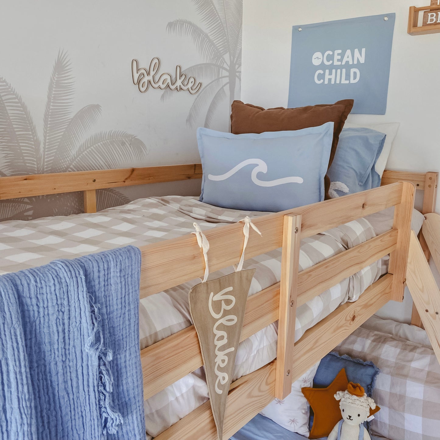 Surf boys bedroom cushion slip. Surf cushion cover. Boys surf themed cushion. cotton canvas boys cushion cover. Coastal boys cushion. Coastal boys pillow. Coastal cushion cover. Beach boys bedding. Beach theme boys cushion. Beach cushion cover. Boys coastal bedroom decor. Boys beach throw cushion. Boys surf throw pillow. summer inspired cushion cover. ocean themed kids cushion. ocean boys bedding. wave cushion cover.