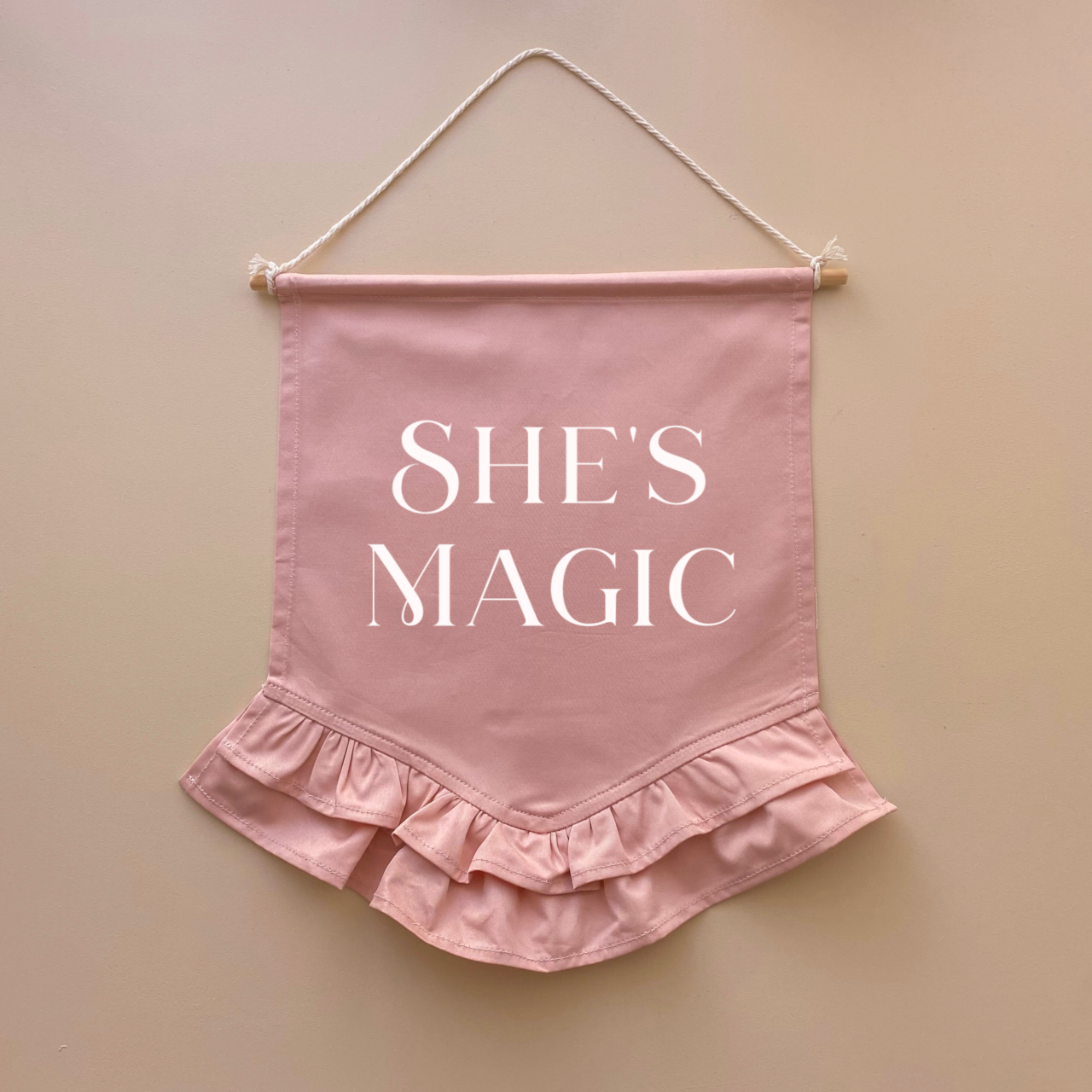 She’s magic frill hanging banner ~ Petals pink