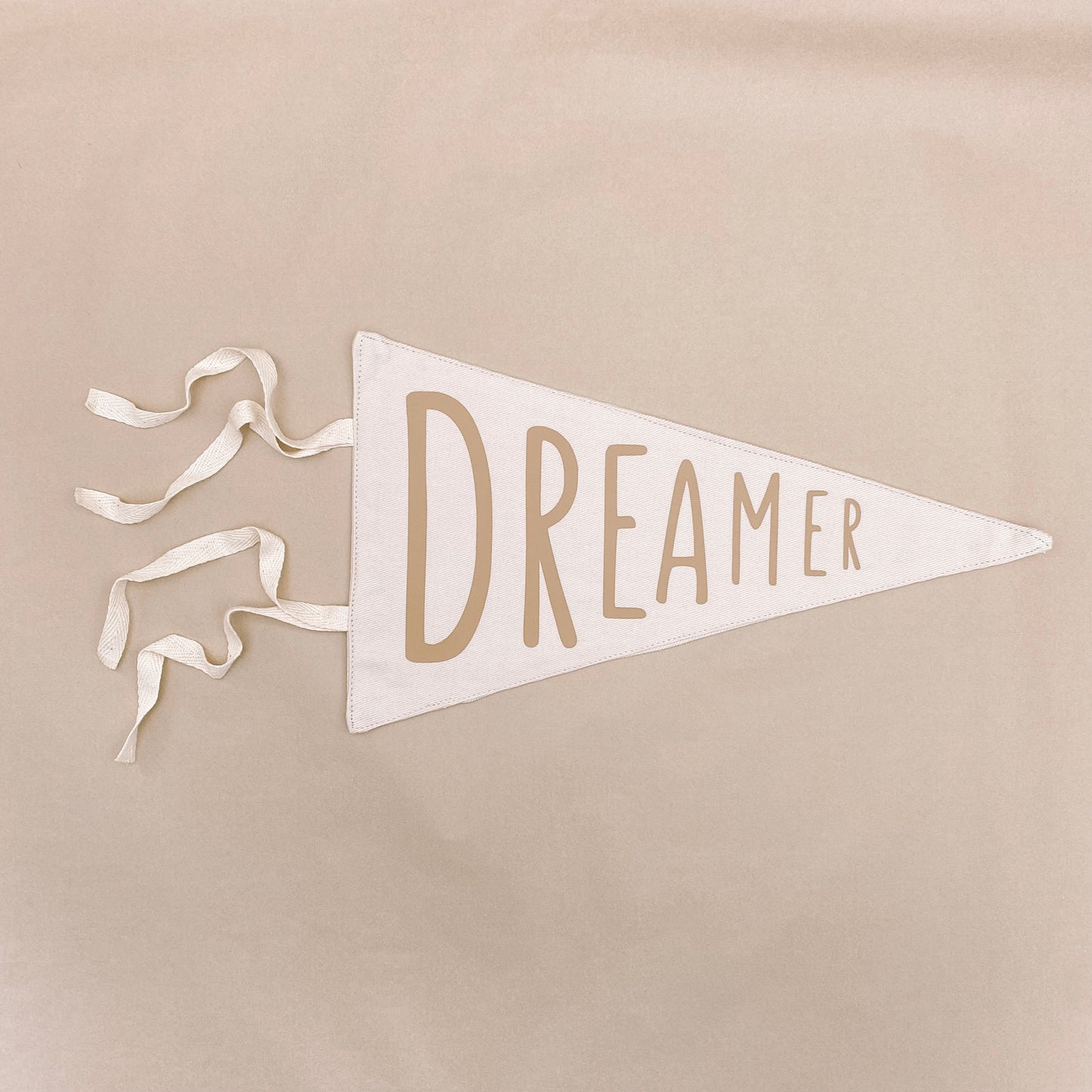 Dreamer tie up pennant