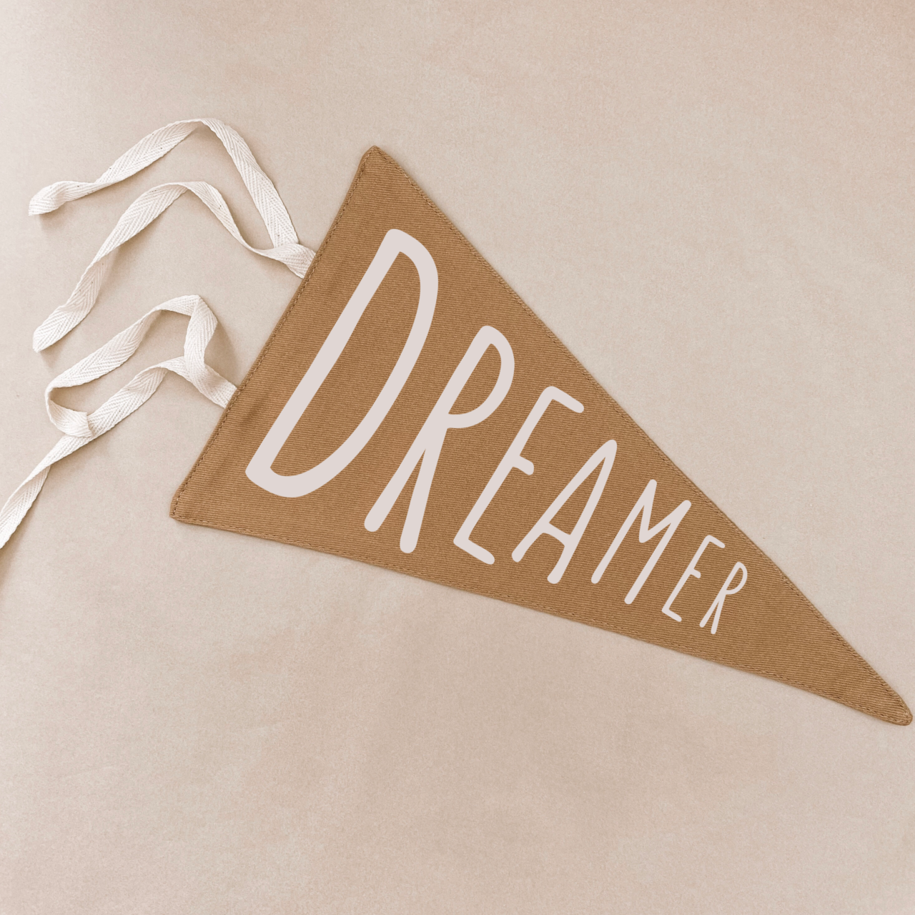 Dreamer tie up pennant