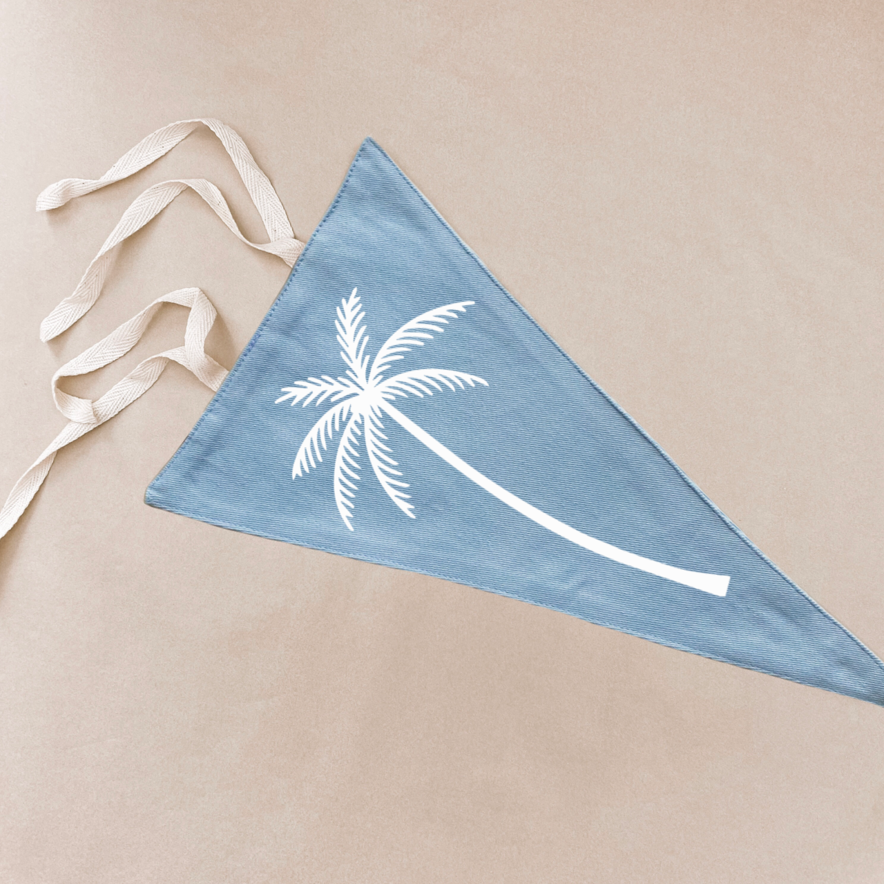 Palm tree tie up pennant flag / wall hanging