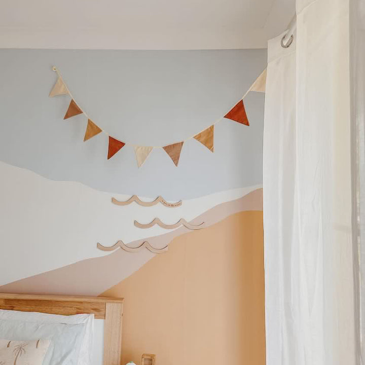 Bright triangle kids bunting. Boys wall bunting. Sunshine garland. Sunshine triangle playroom bunting. Warm tones garland. wall flags. Sunshine wall decor. Gender neutral Nursery bunting. nursery garland. Nursery wall decor. Sunshine nursery flags. Boys bedroom decor. Colourful bedroom decor. Colourful nursery bunting. Yellow garland. Neutral wall garland. 