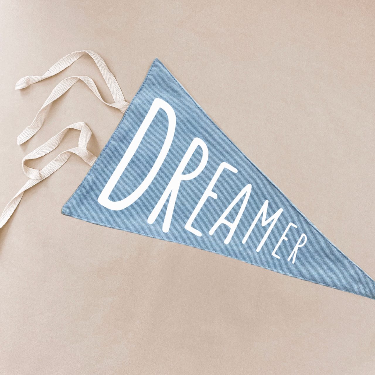 Dreamer tie up pennant