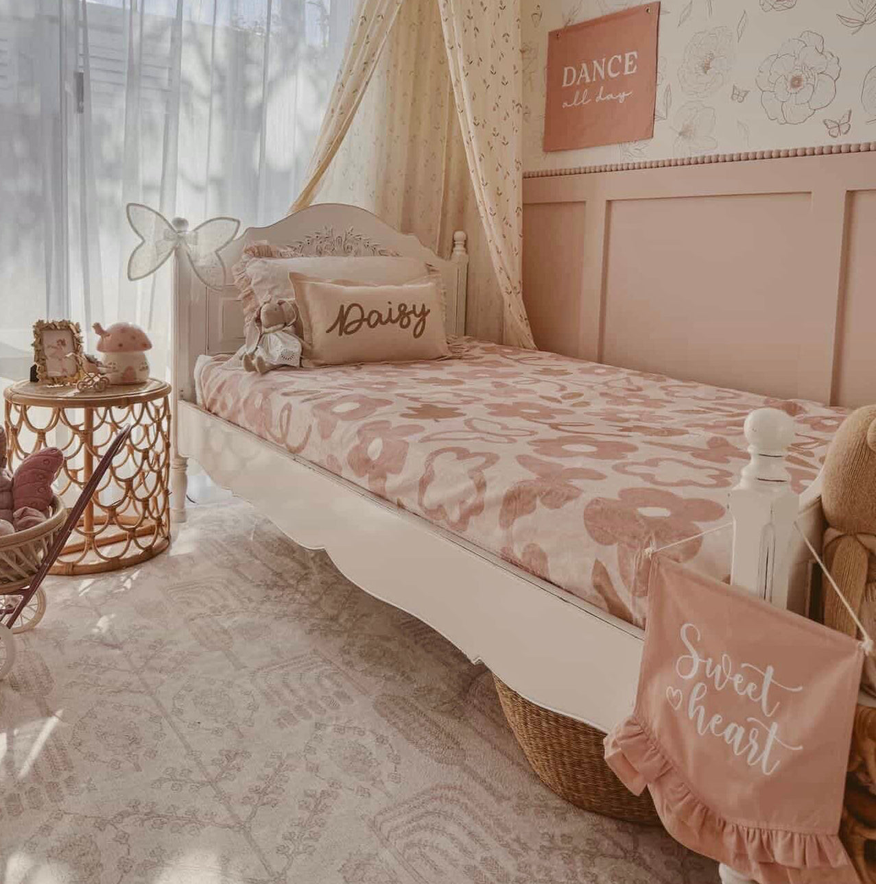 Girls minky blanket. Plush floral blanket. Snuggly girls bedding. Dusty pink floral blanket. Girls cottagecore bedding. Whimsical girls bedroom decor. Pink floral kids blanket. Butterfly nursery decor. Cottagecore girls room styling. Floral girls bedding. Girls dreamy bedroom inspo. Girls bedroom ideas age 5. Girls bedroom ideas age 8. Girls bedroom ideas age 12. Girls vintage bedroom.