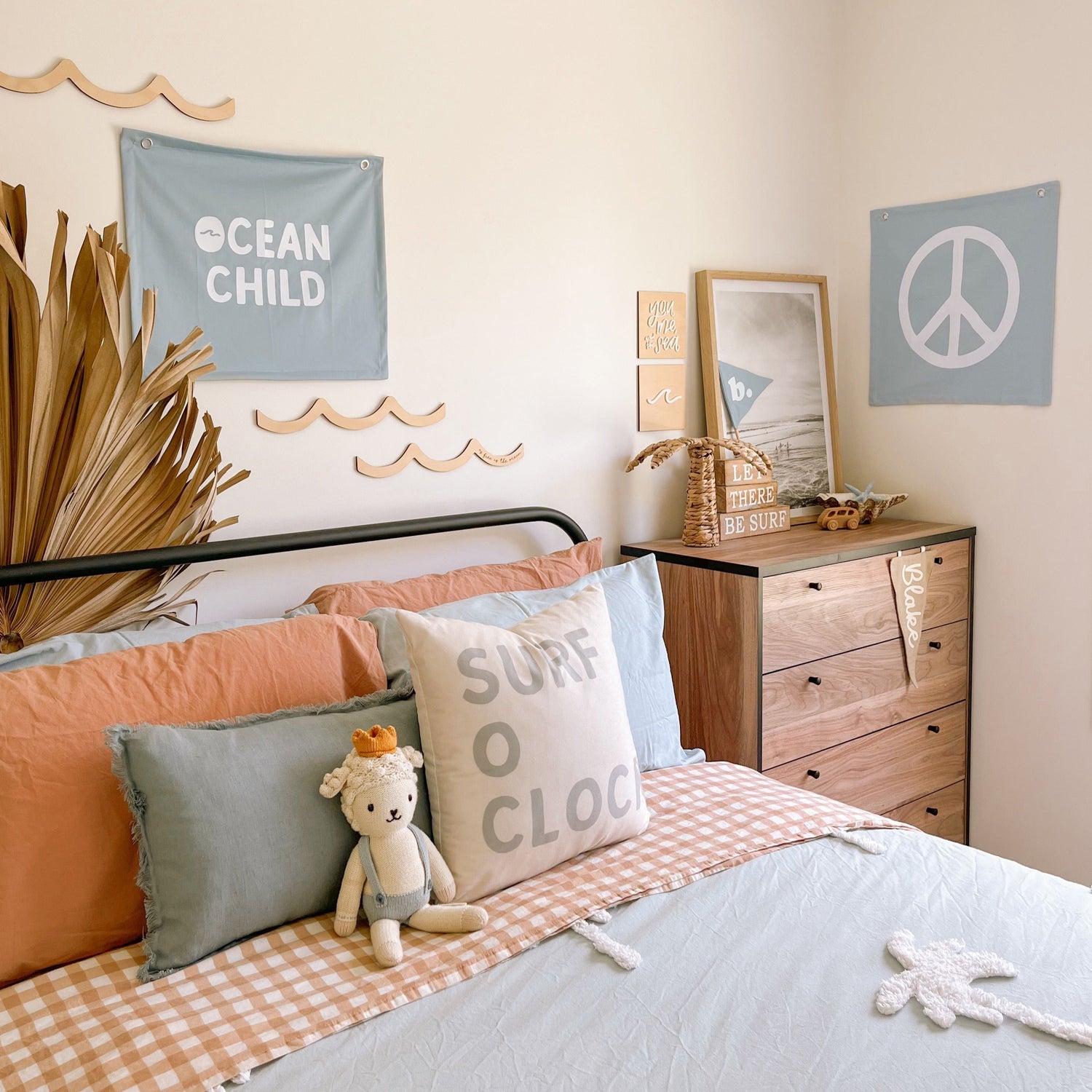 Boys peace sign banner. Peace wall tapestry. Peace symbol wall decor. Boys coastal bedroom styling. Boys beach bedroom wall decor. Boys surf bedroom wall banner. Boys coastal wall banner. Boys beach bedroom inspo. Boys surf bedroom decor ideas. 7 year old bedroom ideas. 10 year old bedroom ideas. 12 year old bedroom ideas. peace sign wall banner. large peace banner.