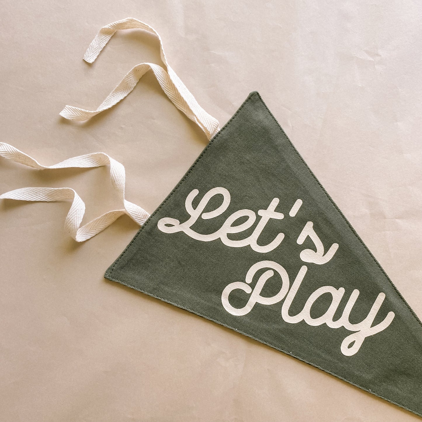 Let’s play tie up pennant flag / wall hanging