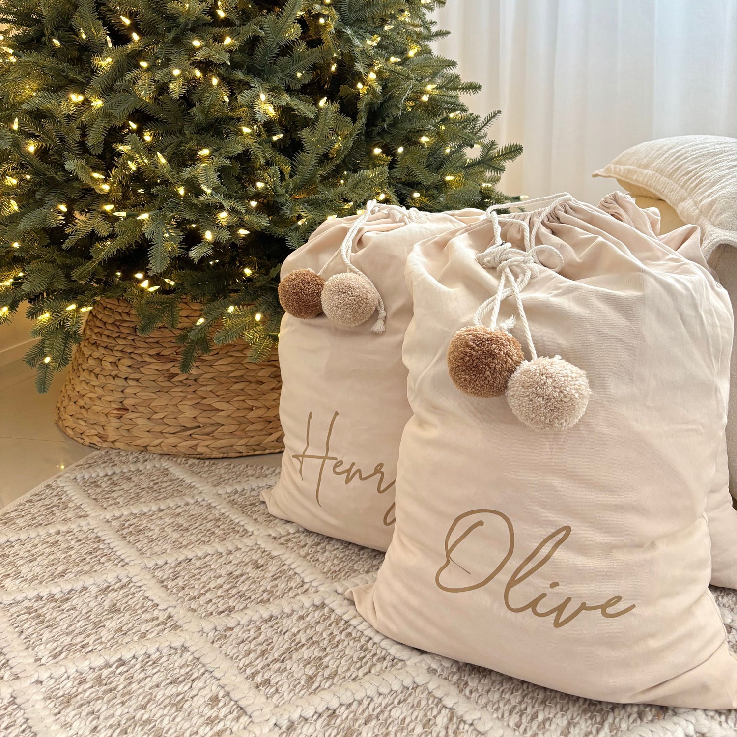 Vintage Christmas sack. Vintage Santa sack. Personalised pom Pom Christmas canvas Santa sack. Custom Christmas neutral Pom Pom present sack. Minimalist pom Pom Christmas sack. Cottagecore Name Christmas Santa sack. Personalised beige sack with Pom Poms. Personalised Cottagecore neutral santa sack. 