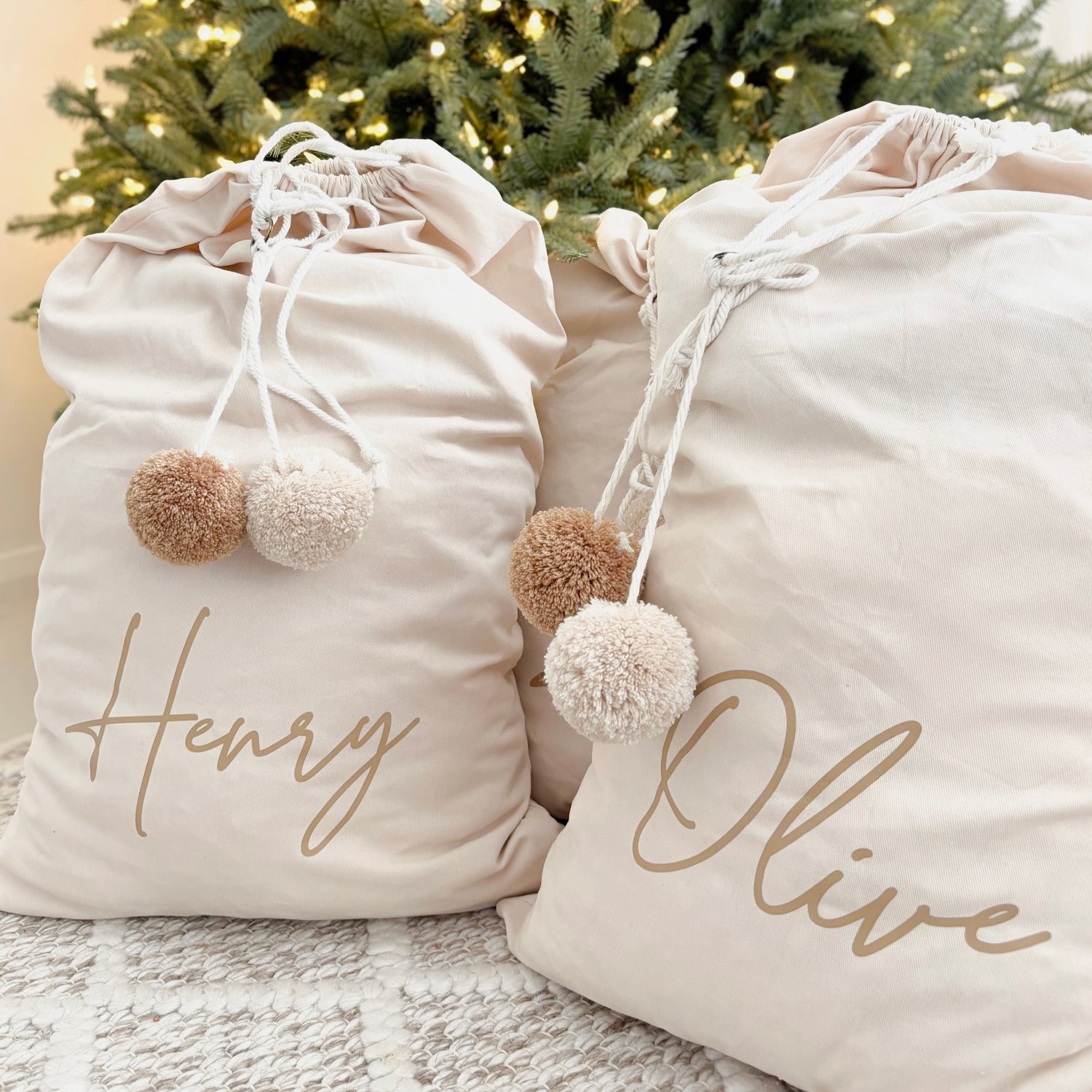 Vintage Christmas sack. Vintage Santa sack. Personalised pom Pom Christmas canvas Santa sack. Custom Christmas neutral Pom Pom present sack. Minimalist pom Pom Christmas sack. Cottagecore Name Christmas Santa sack. Personalised beige sack with Pom Poms. Personalised Cottagecore neutral santa sack. 