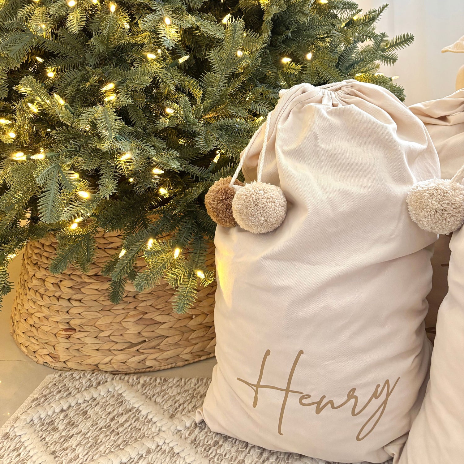 Vintage Christmas sack. Vintage Santa sack. Personalised pom Pom Christmas canvas Santa sack. Custom Christmas neutral Pom Pom present sack. Minimalist pom Pom Christmas sack. Cottagecore Name Christmas Santa sack. Personalised beige sack with Pom Poms. Personalised Cottagecore neutral santa sack. 