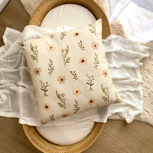 Vintage floral bedroom cushion slip. Fairy tales cushion cover. Floral themed cushion. velour vintage cushion cover. Floral cushion. Cottagecore pillow. Neutral floral cushion cover. Vintage bedding. Floral theme cushion. Magical cushion cover. Magical bedroom decor. Vintage floral throw cushion. Cottage core throw pillow. Flower inspired cushion cover. Fairy tale themed kids cushion. Girls bedding. Girls cushion cover.