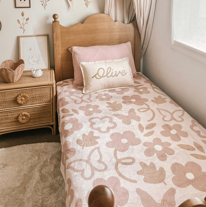 Girls minky blanket. Plush floral blanket. Snuggly girls bedding. Dusty pink floral blanket. Girls cottagecore bedding. Whimsical girls bedroom decor. Pink floral kids blanket. Butterfly nursery decor. Cottagecore girls room styling. Floral girls bedding. Girls dreamy bedroom inspo. Girls bedroom ideas age 5. Girls bedroom ideas age 8. Girls bedroom ideas age 12. Girls vintage bedroom.