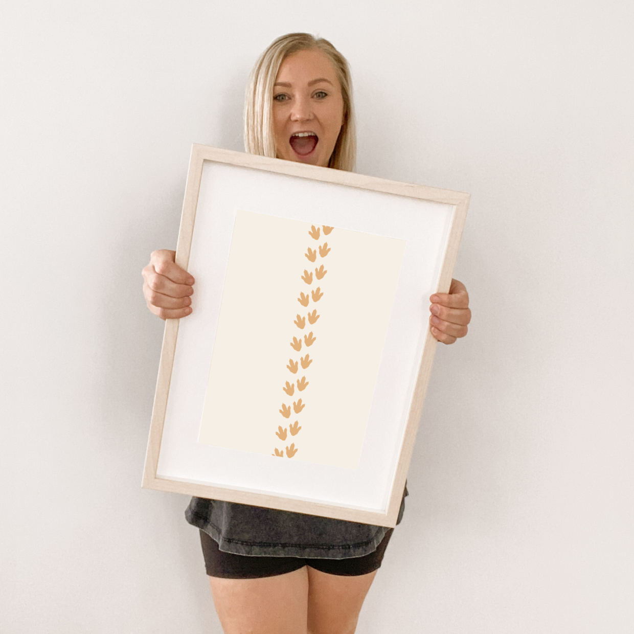 Boys Dino bedroom styling. Boys dinosaur bedroom wall decor. Boys bedroom Dino wall print. Boys wall decor. Boys dinosaur bedroom. Boys Dino bedroom decor ideas. 7 year old bedroom ideas. 10 year old bedroom ideas. 12 year old bedroom ideas.