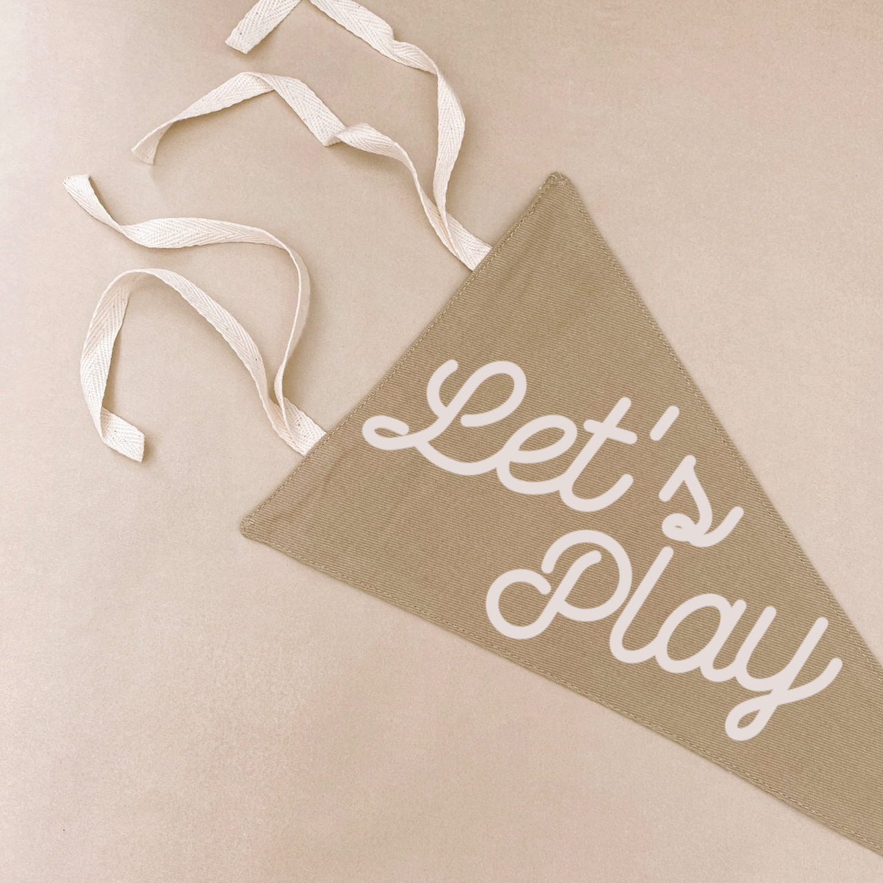 Let’s play tie up pennant flag / wall hanging