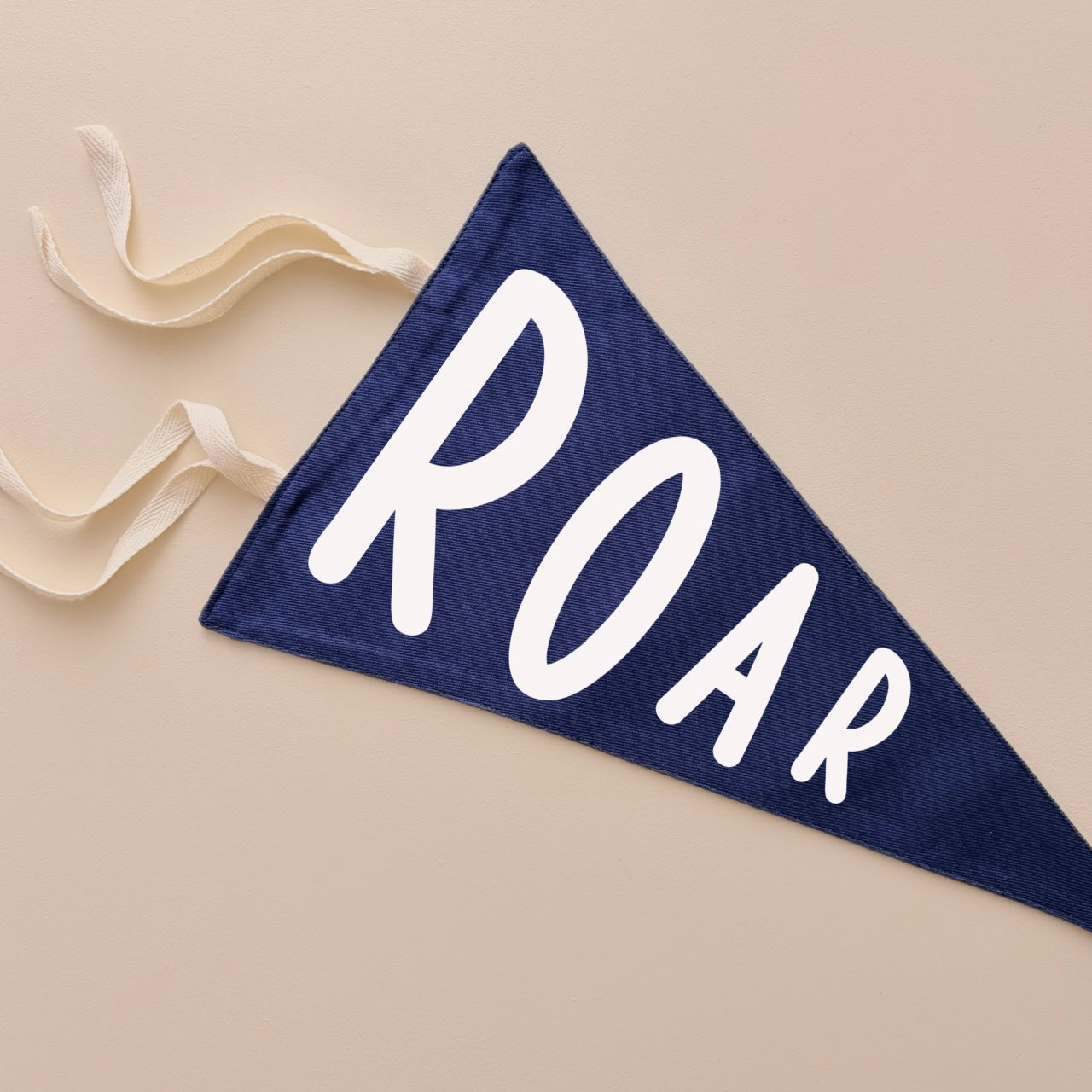 Roar tie up pennant flag | wall hanging