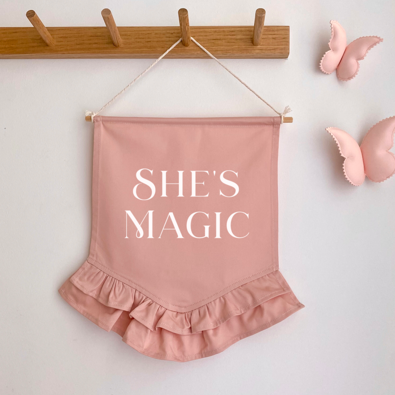 She’s magic frill hanging banner ~ Petals pink
