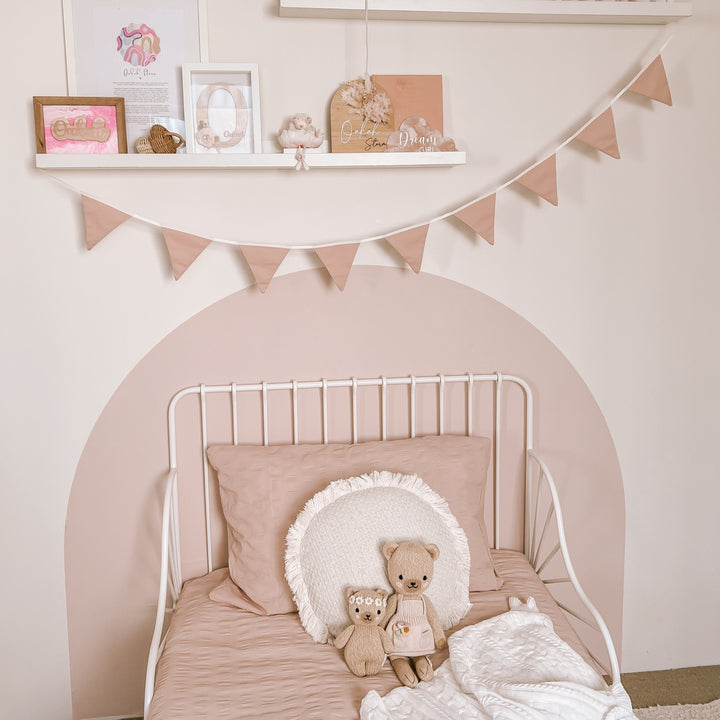 Baby Pink girls triangle bunting. Girls pale pink wall bunting. Soft Pink nursery garland. Pastel Pink girls playroom bunting. Pastel pink garland. Baby pink wall flags. Light Pink wall decor. Girls Nursery bunting. Girls nursery garland. Girls Nursery wall decor. 